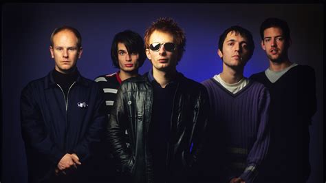  Creep di Radiohead: un inno grunge con sonorità melanconiche e chitarre sussurranti